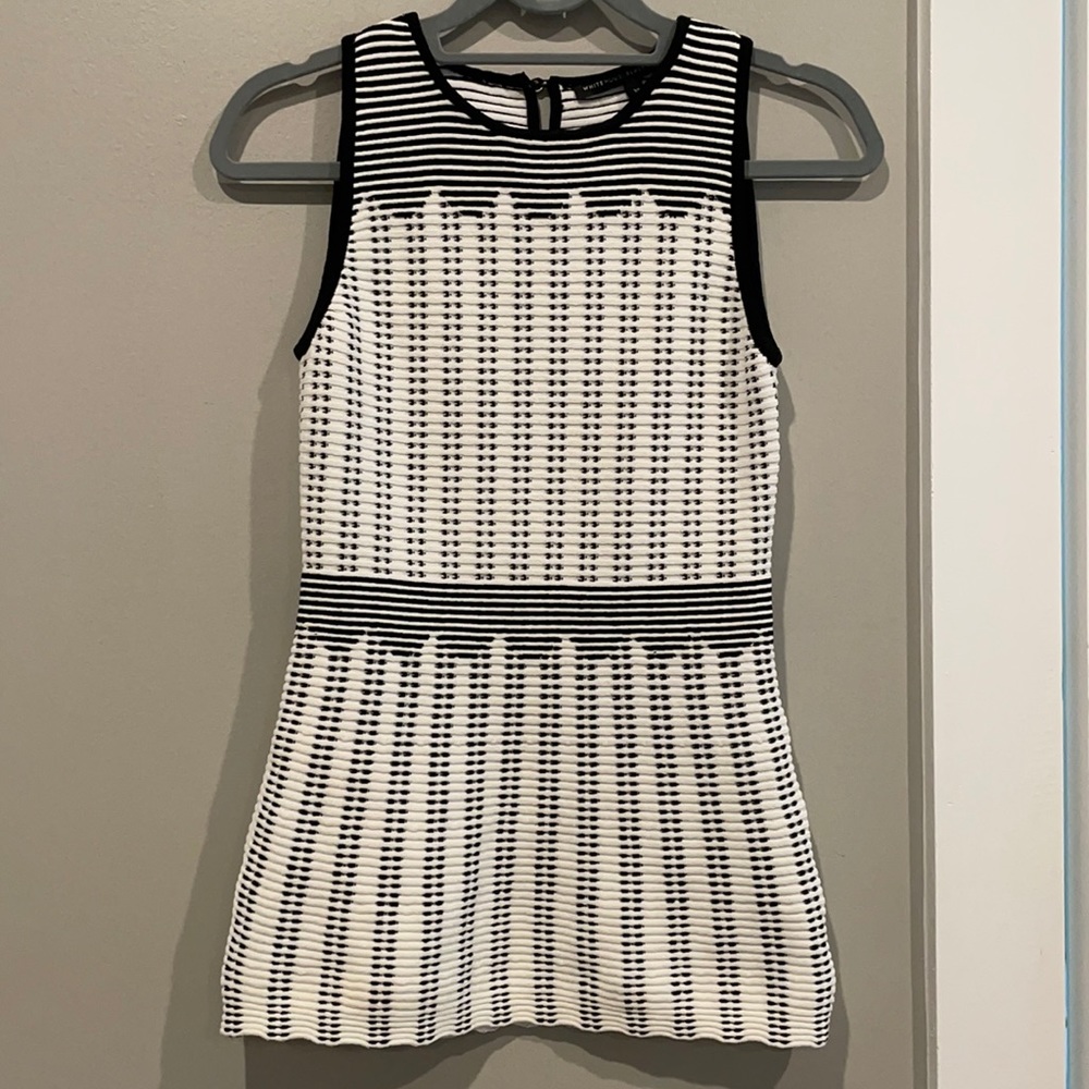 Nice black H and white M blouse in perfect condition